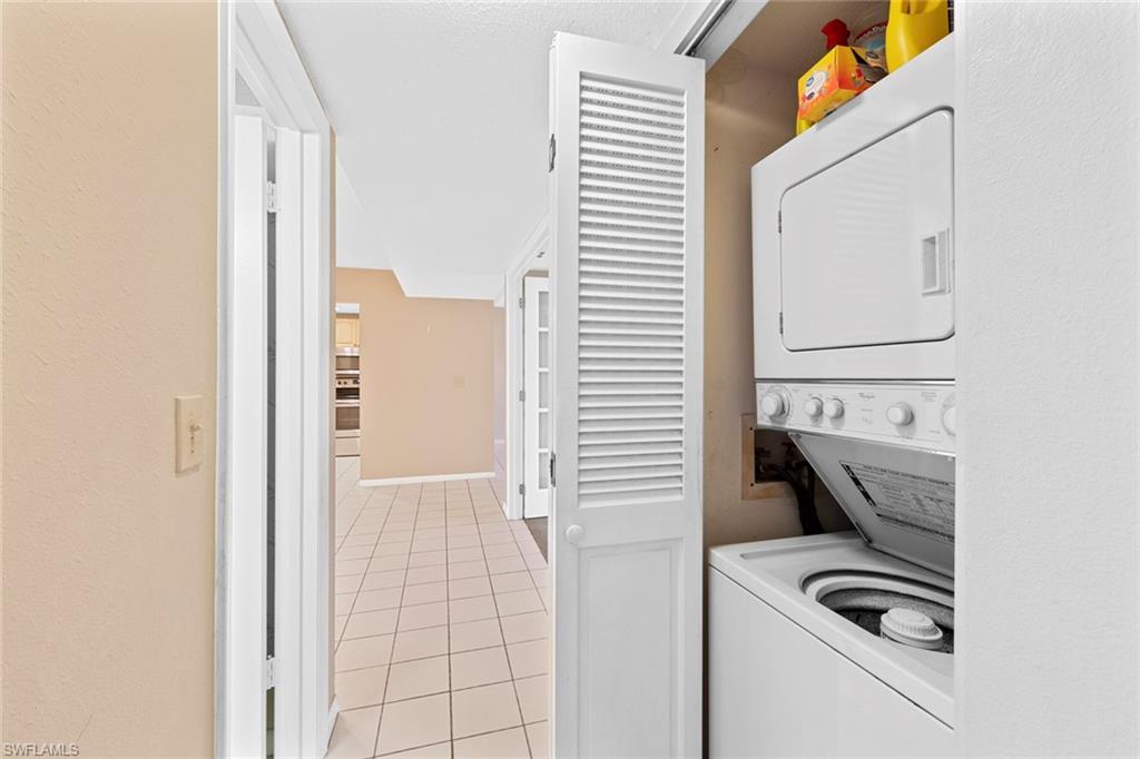 SCHOONER BAY - Residential