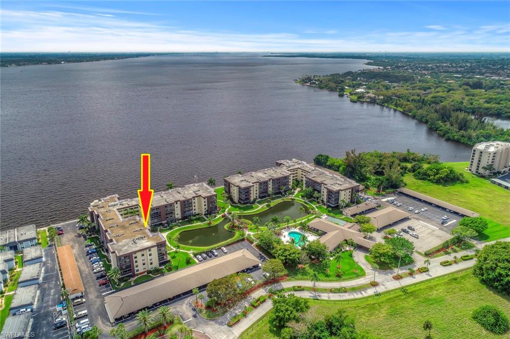 SCHOONER BAY - Residential