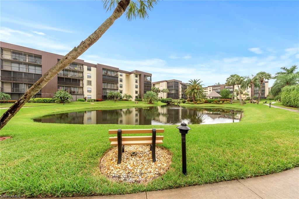 SCHOONER BAY - Residential