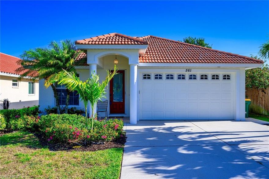 Incredible Location! 2000 steps from beautiful Vanderbilt beach. Naples Park is IMO the next place in Naples that people will not be able to afford to live! Taxes are low and there is no homeowners association! The southwest corner of Naples Park is the most desired area of the park. 
The proximity to Mercado (Awesome shopping) is another feature you will enjoy. The Master suite has a lanai access and a spa like bathroom. The 3 additional bedrooms are great for family or entertaining guests. Don't miss out on the Naples lifestyle this home provides.


The house is newly painted and very clean.