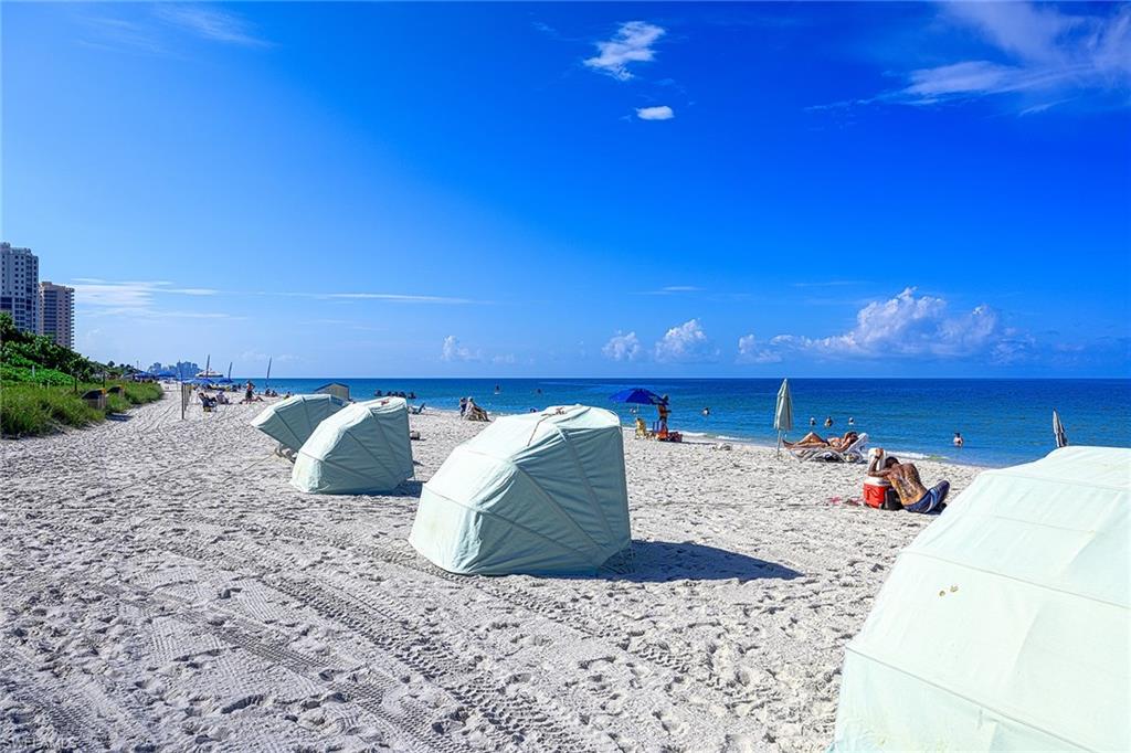 NAPLES PARK - Residential