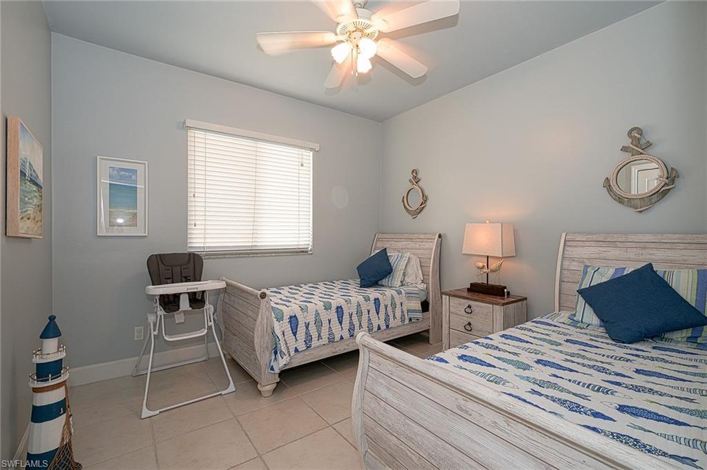 NAPLES PARK - Residential