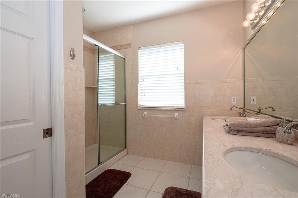 NAPLES PARK - Residential