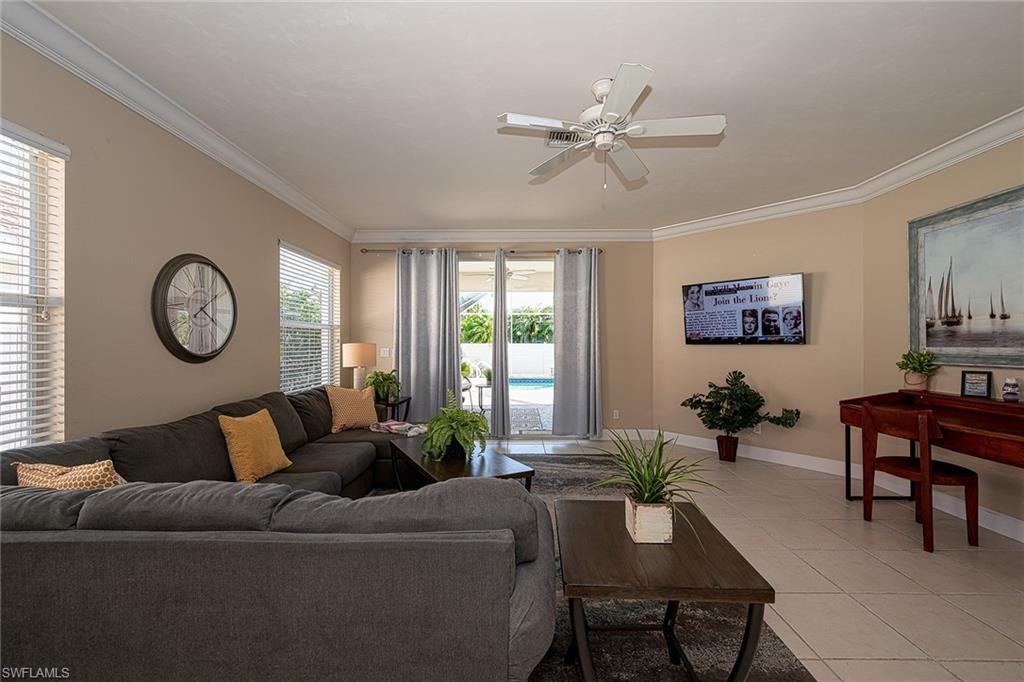 NAPLES PARK - Residential