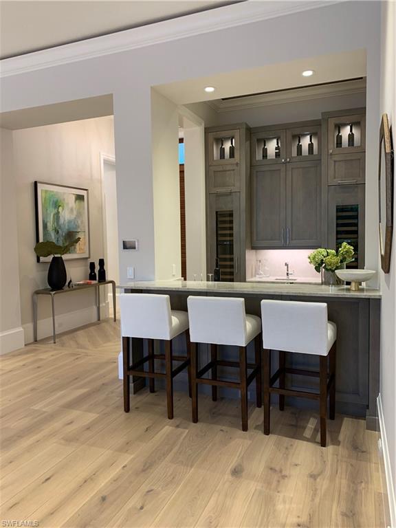 PARK SHORE - Residential