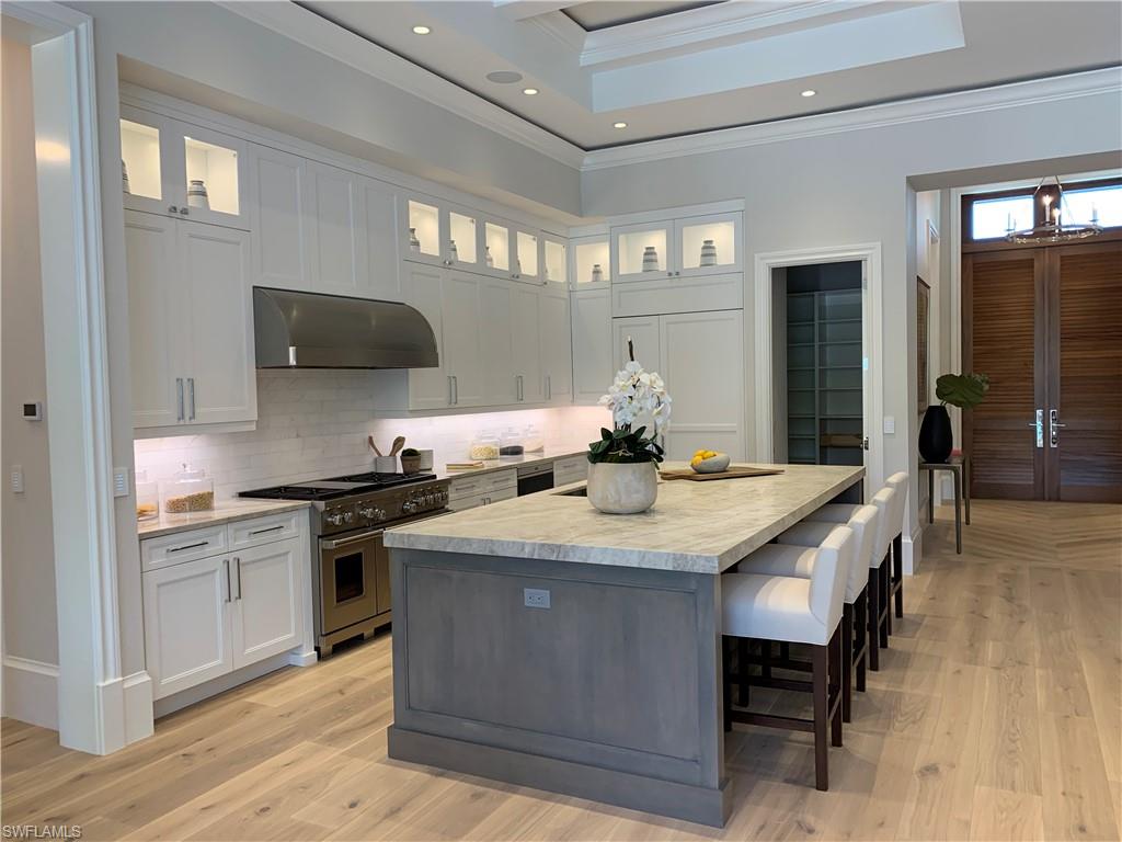 PARK SHORE - Residential