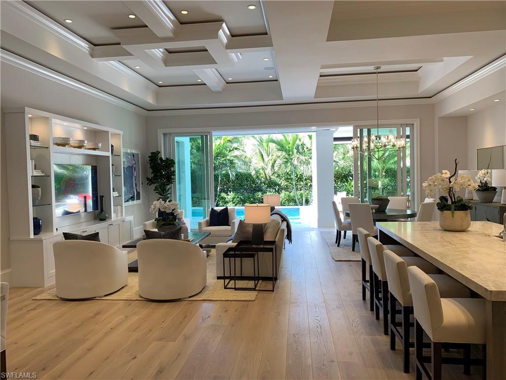 PARK SHORE - Residential