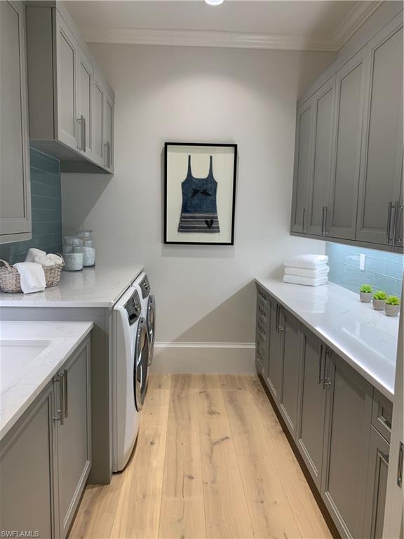 PARK SHORE - Residential