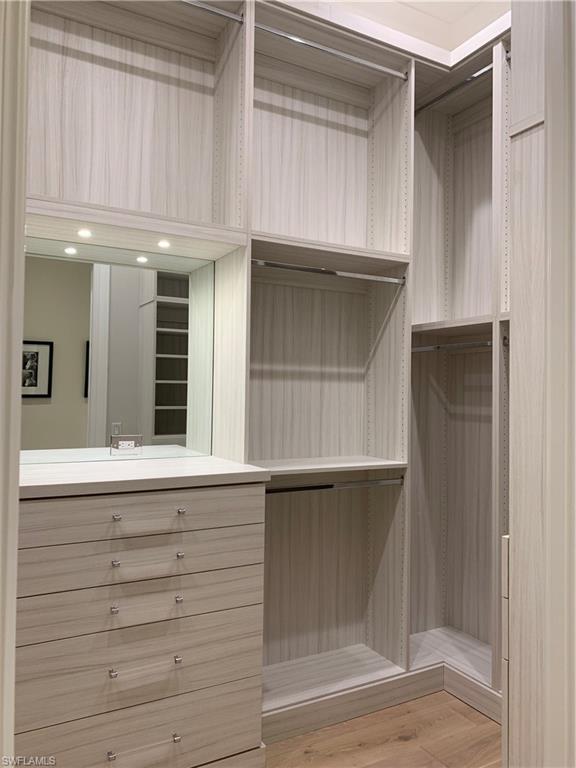 PARK SHORE - Residential