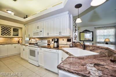 LIGHTHOUSE BAY - Residential