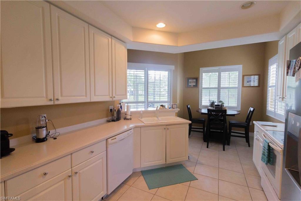 JONATHANS BAY - Residential