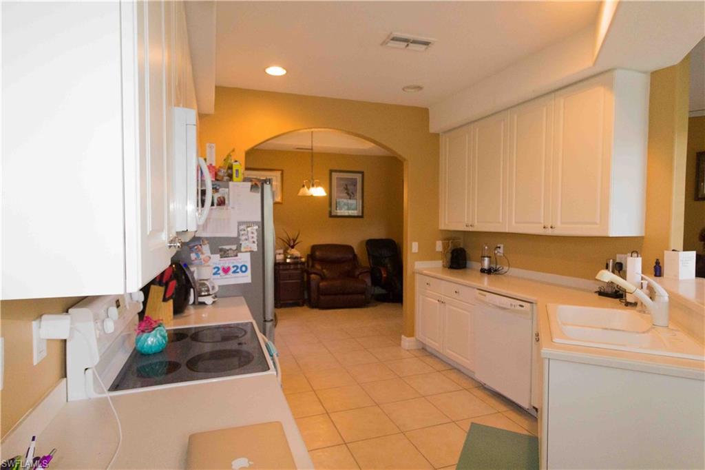 JONATHANS BAY - Residential