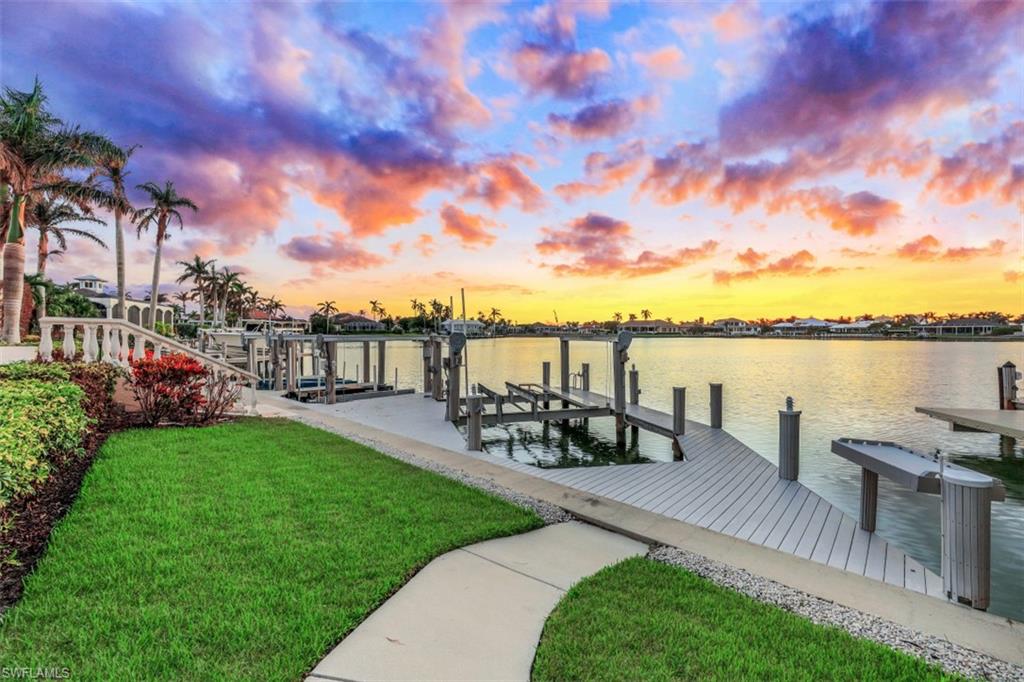 MARCO BEACH - Residential