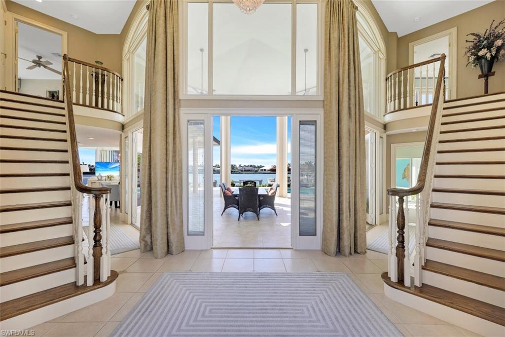 MARCO BEACH - Residential