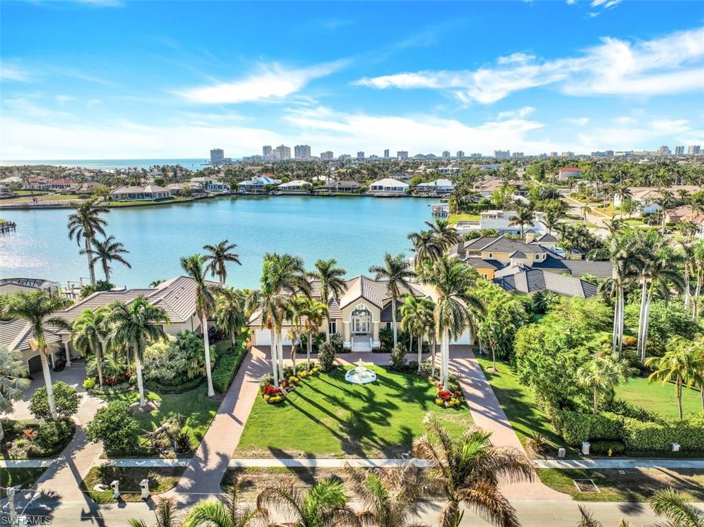 MARCO BEACH - Residential