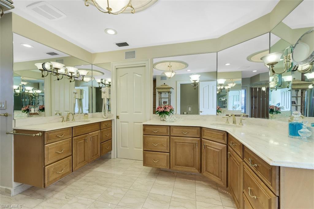 MARCO BEACH - Residential