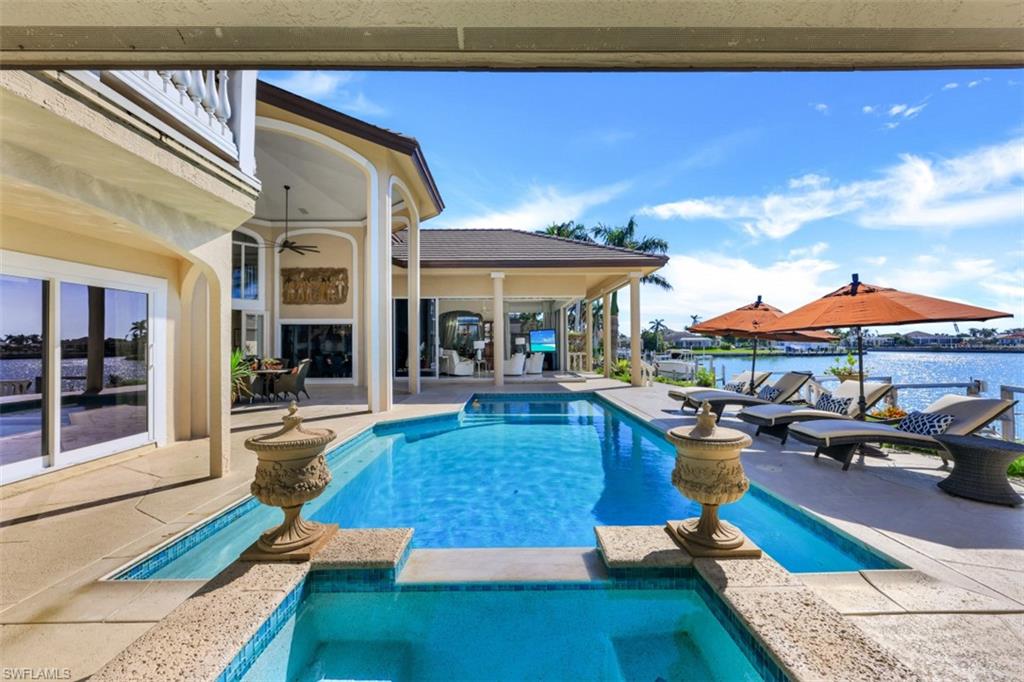 MARCO BEACH - Residential