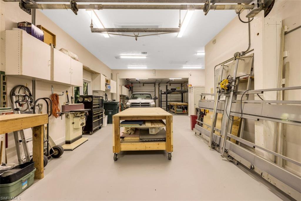 MARCO BEACH - Residential