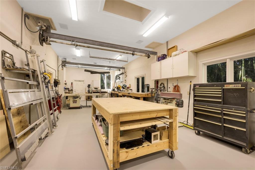 MARCO BEACH - Residential