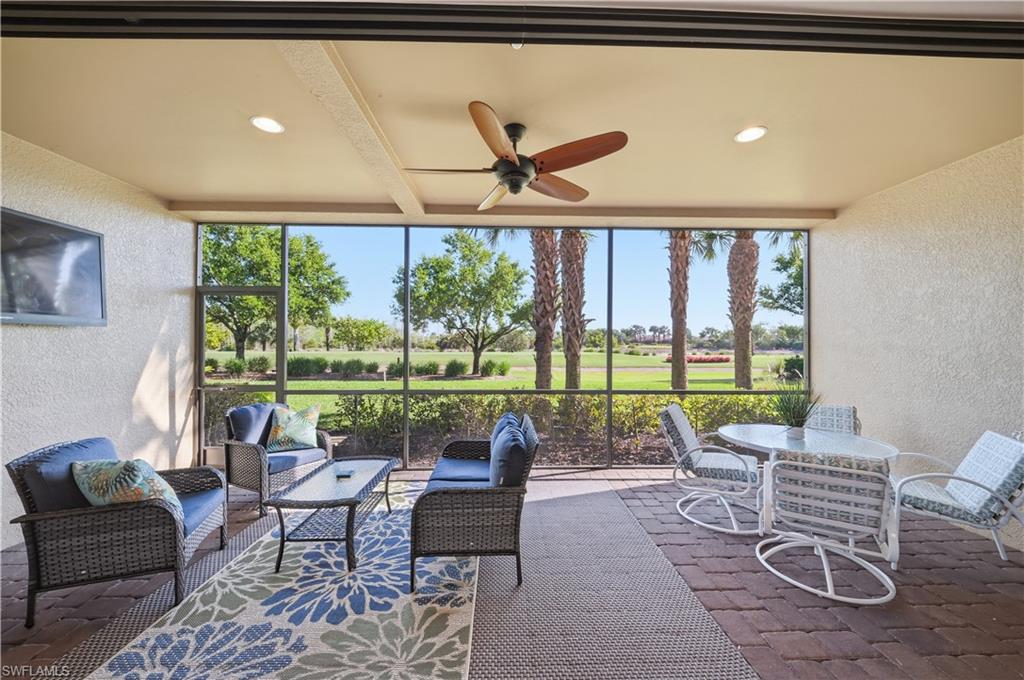 ESPLANADE - Residential