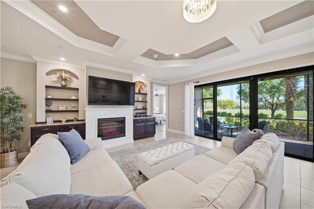 ESPLANADE - Residential