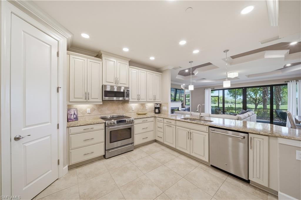 ESPLANADE - Residential