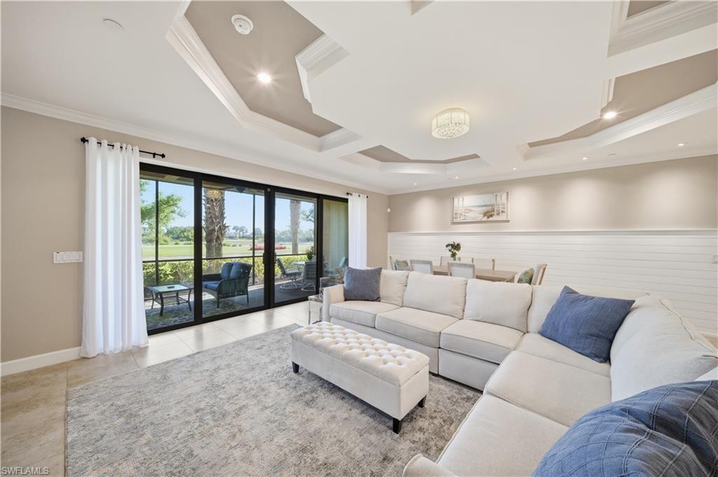 ESPLANADE - Residential