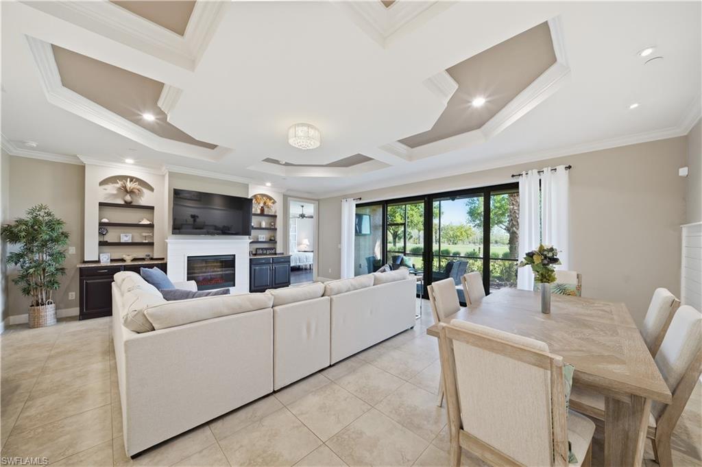 ESPLANADE - Residential