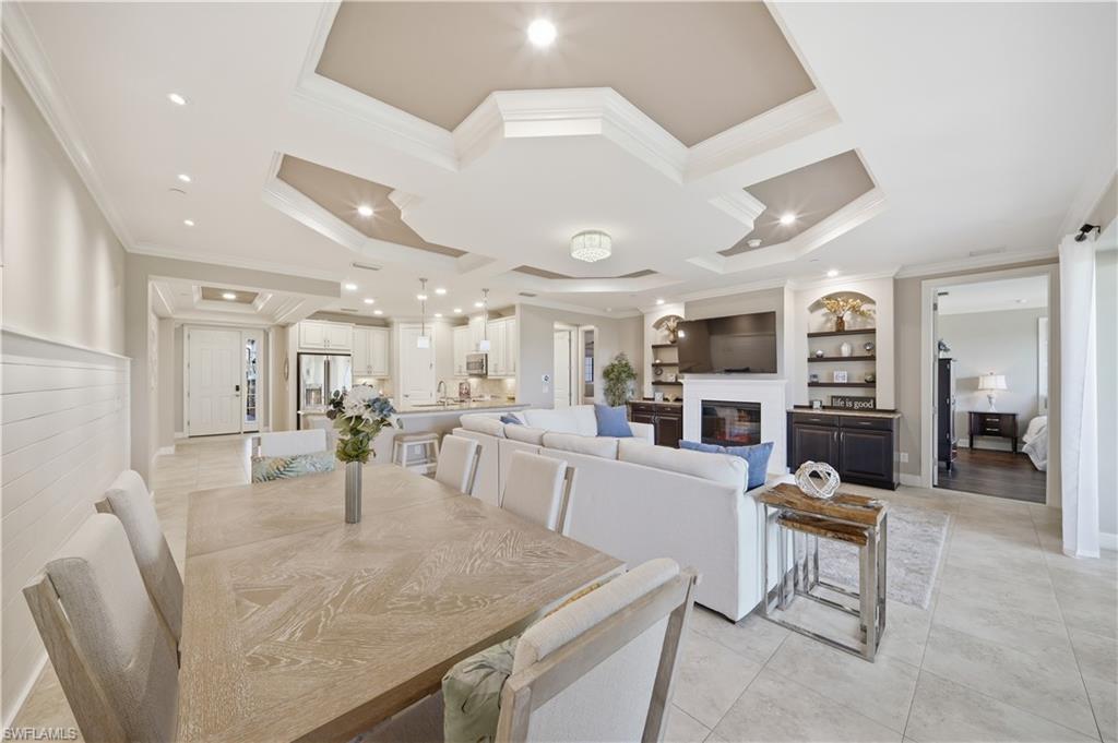 ESPLANADE - Residential