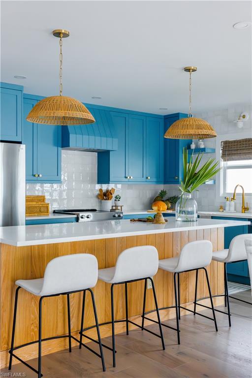 NAPLES PARK - Residential