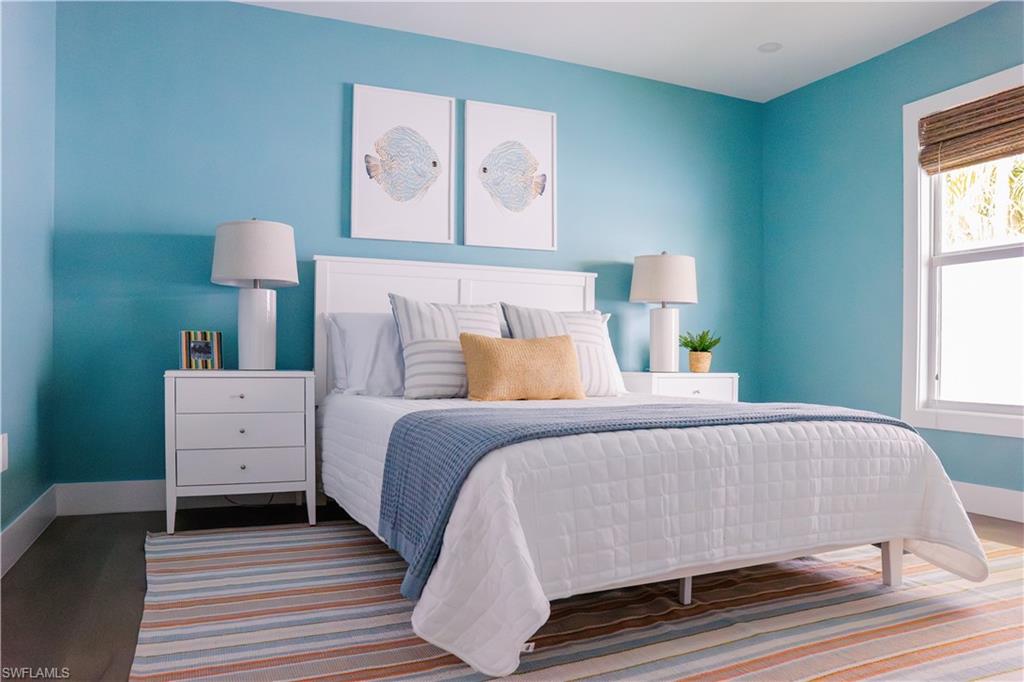 NAPLES PARK - Residential