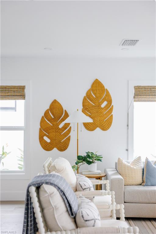 NAPLES PARK - Residential