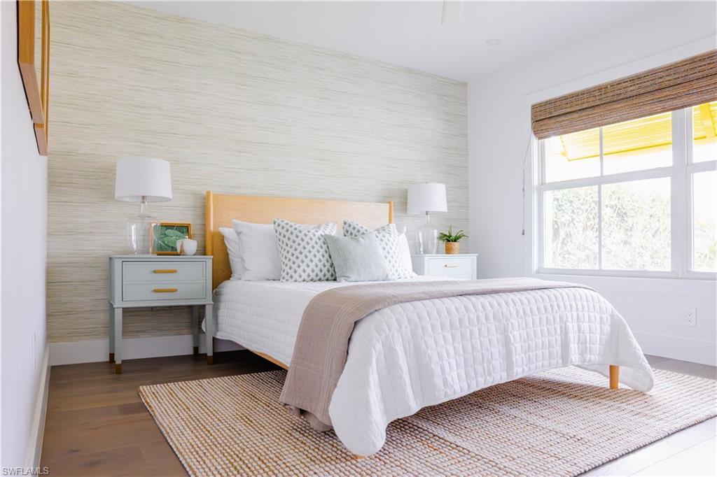 NAPLES PARK - Residential