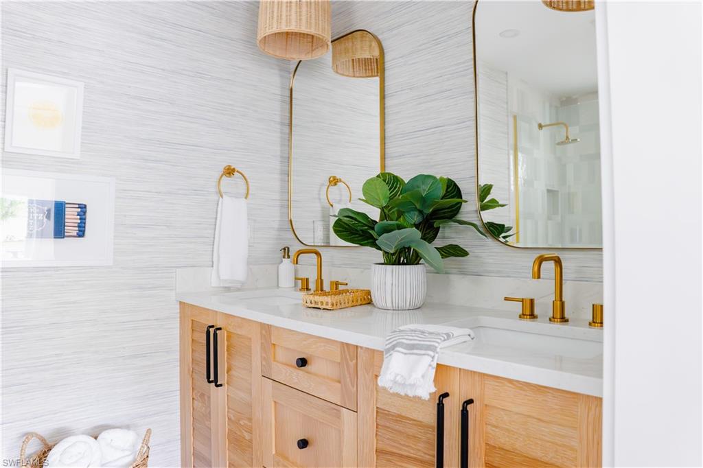 NAPLES PARK - Residential