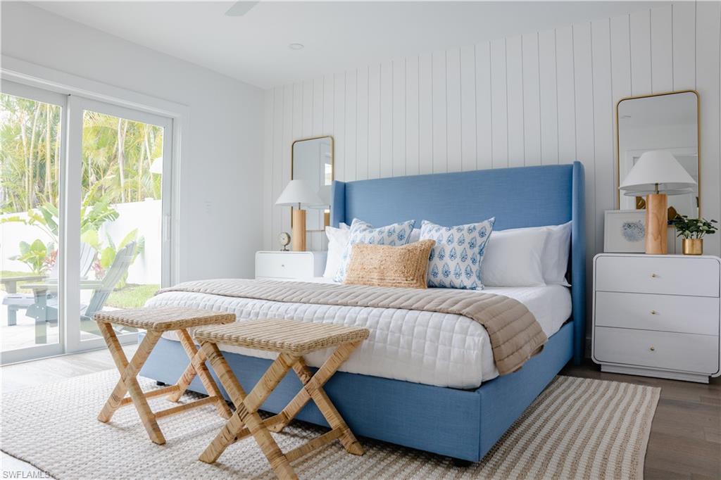 NAPLES PARK - Residential