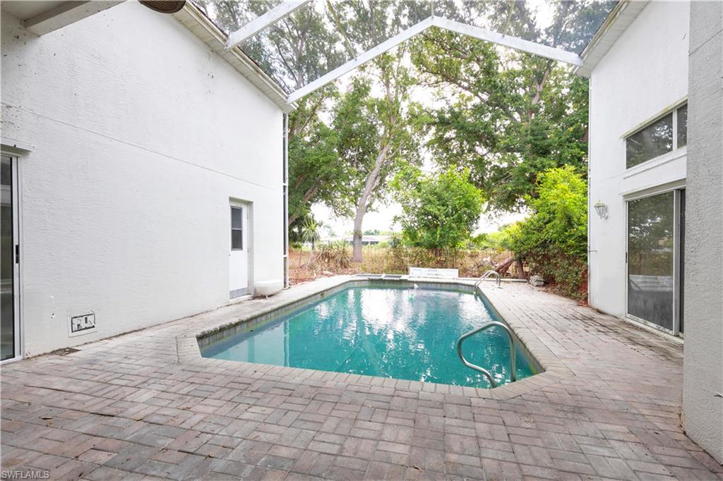 THE GROVE - Residential