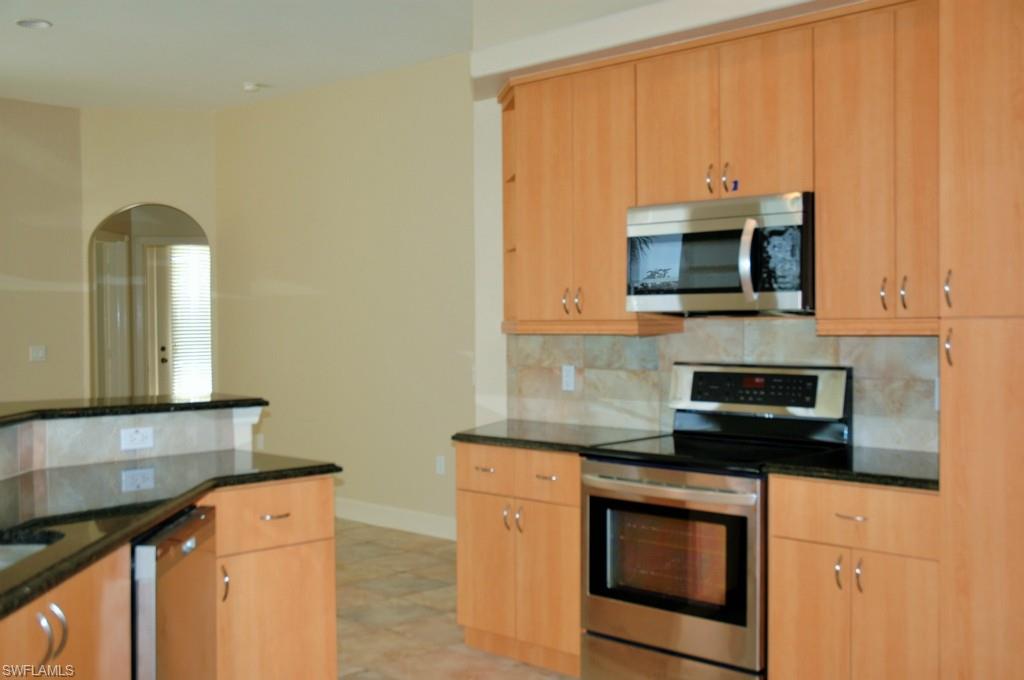 GOLDEN GATE CITY - Residential