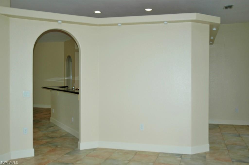 GOLDEN GATE CITY - Residential