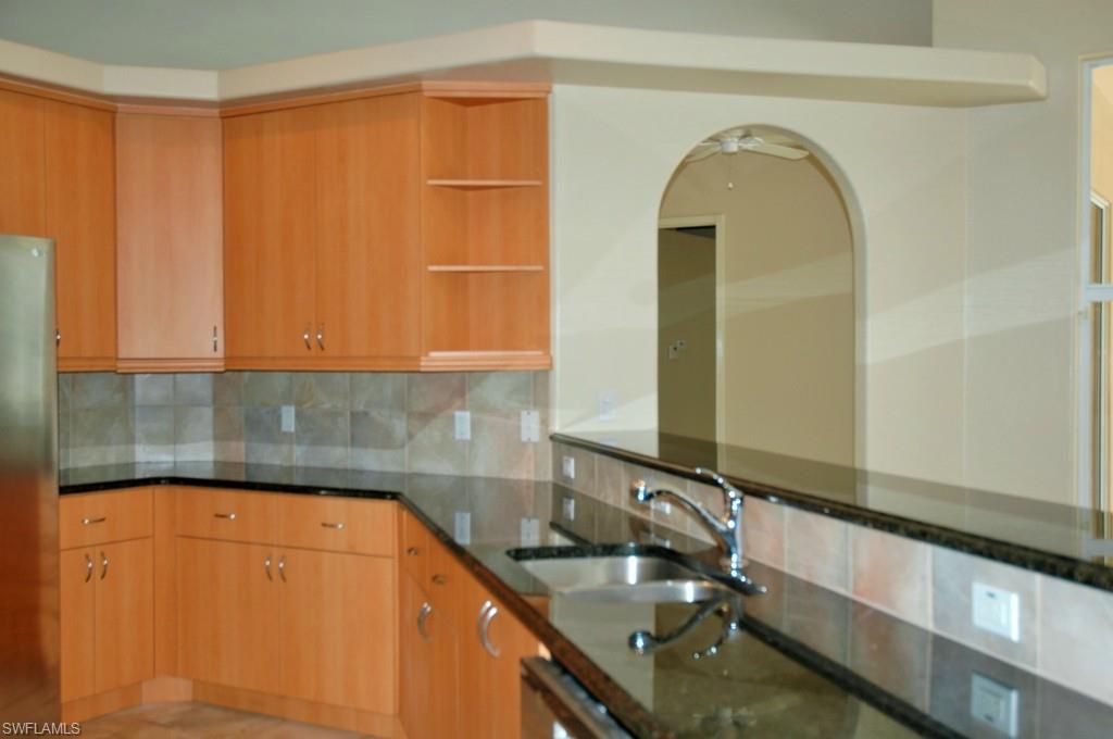 GOLDEN GATE CITY - Residential