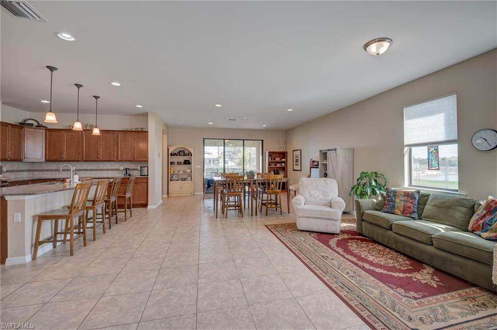 AVALON PARK - Residential