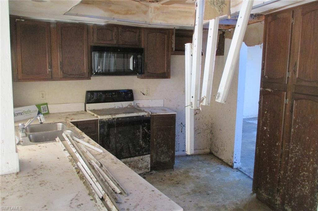 LAKEWOOD - Residential