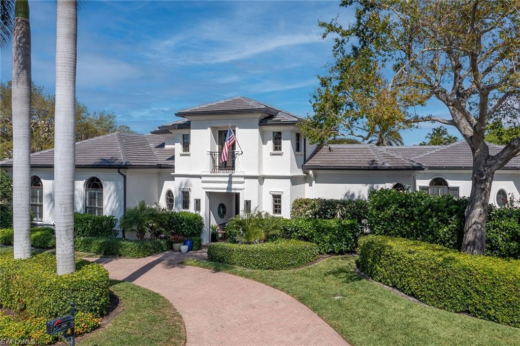 PELICAN BAY WOODS - Residential