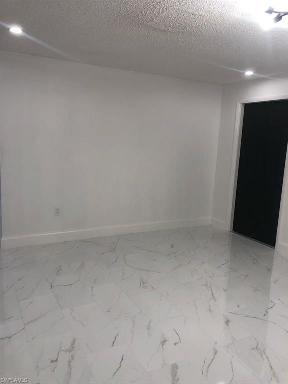 GOLDEN GATE CITY - Residential