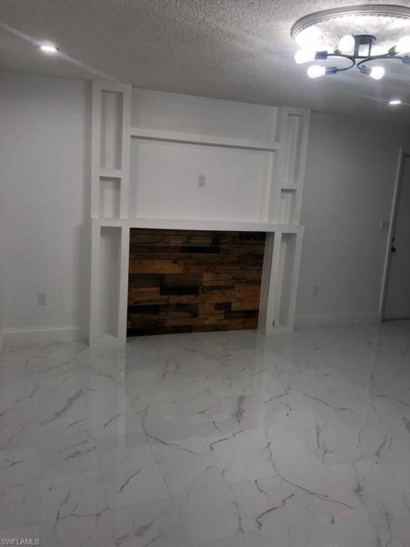 GOLDEN GATE CITY - Residential