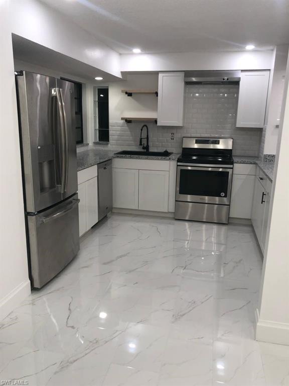 GOLDEN GATE CITY - Residential