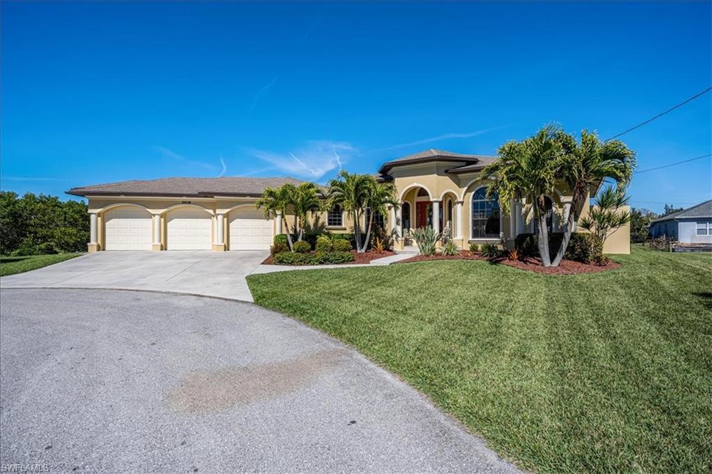 CAPE CORAL - Residential