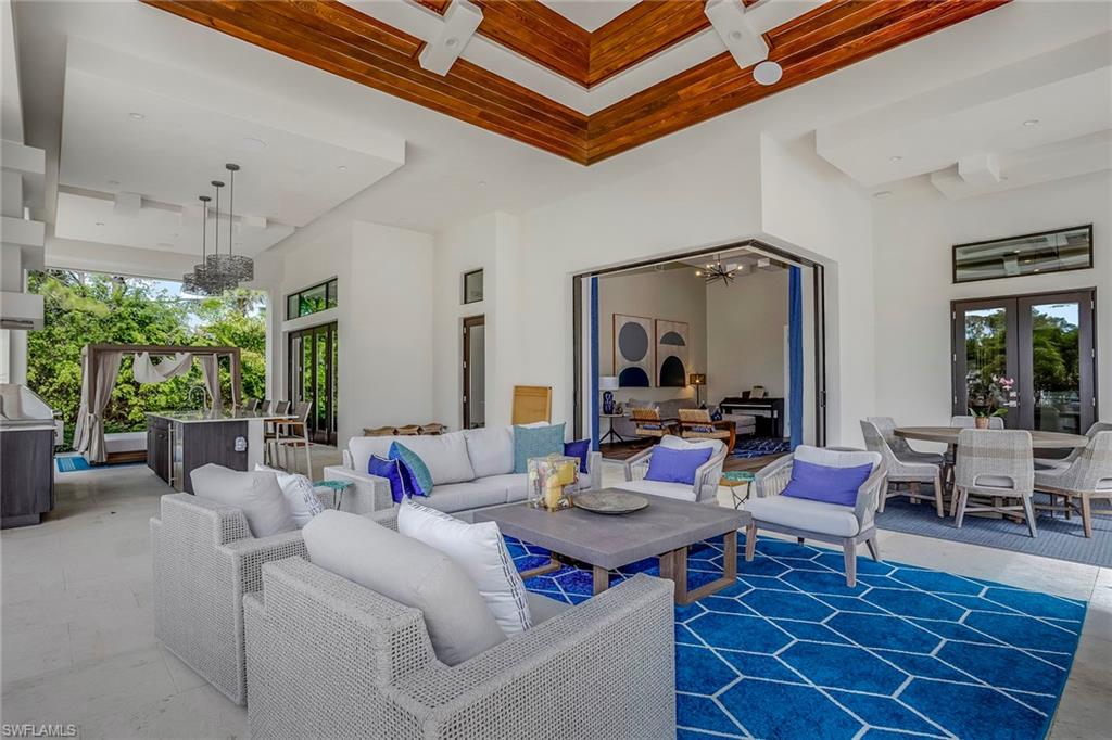 PINE RIDGE - Residential