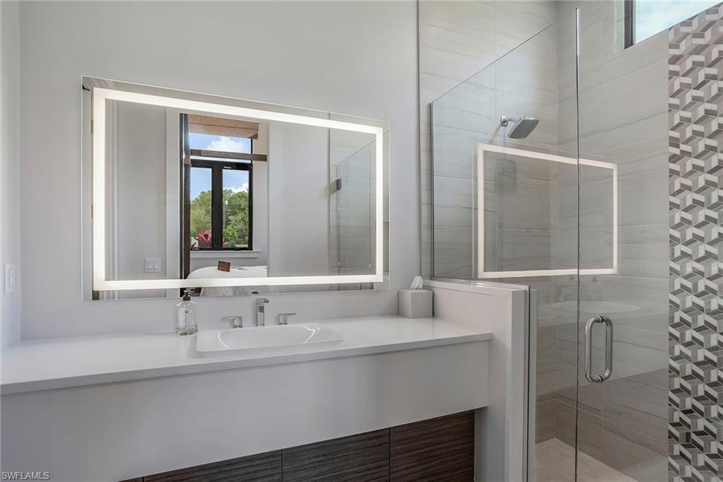 PINE RIDGE - Residential