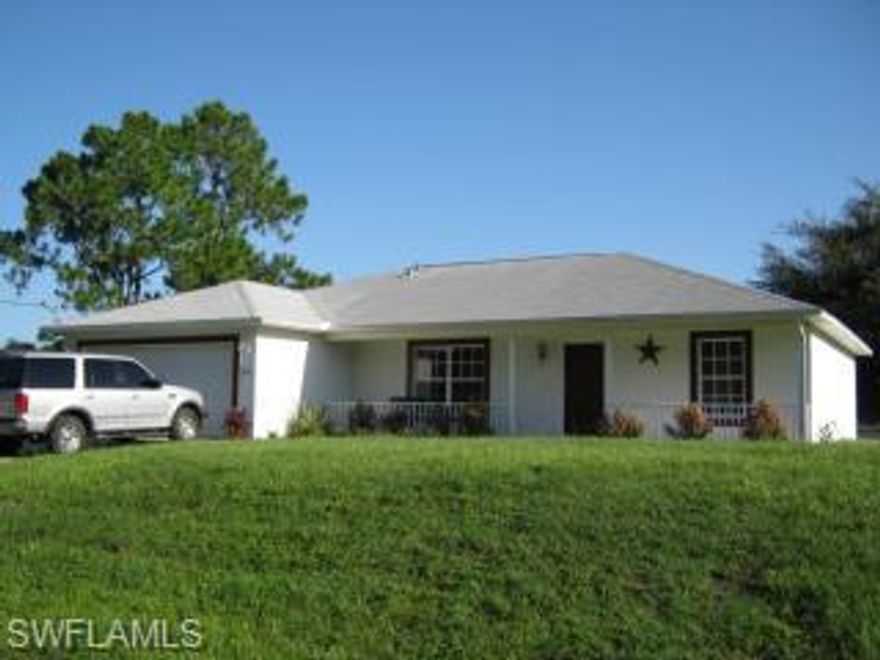 Great Buckingham CBS home priced to sell! Split floor-plan and recently tiled throughout. All appliances included except washer and dryer. Neutral color scheme, great family neighborhood and conveniently located close to Ft Myers without being subjected to the traffic! Not a short sale and not a foreclosure.