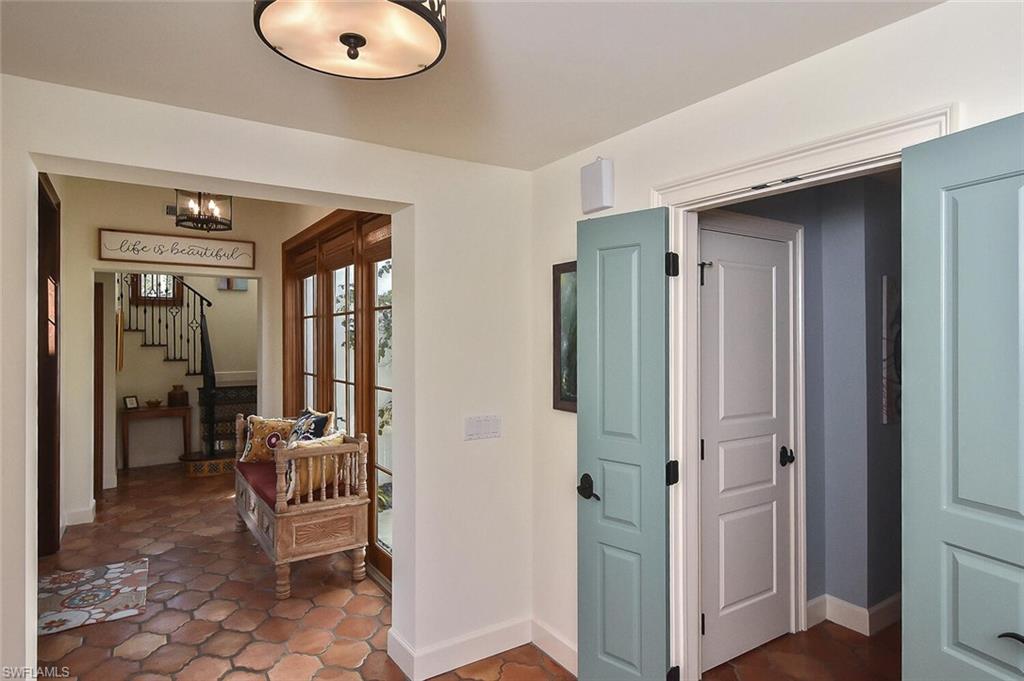 METES AND BOUNDS - Residential